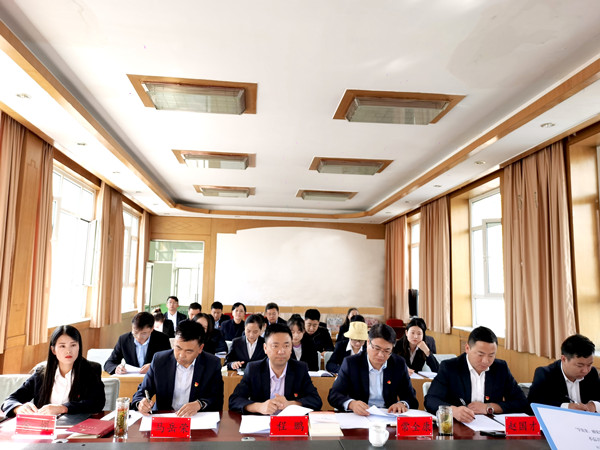 必发888  举行党史学习教育知识竞赛和演讲角逐运动 - 公司动态 - 资讯中心 - 州农投 党史知识竞赛运动  党史演讲角逐
