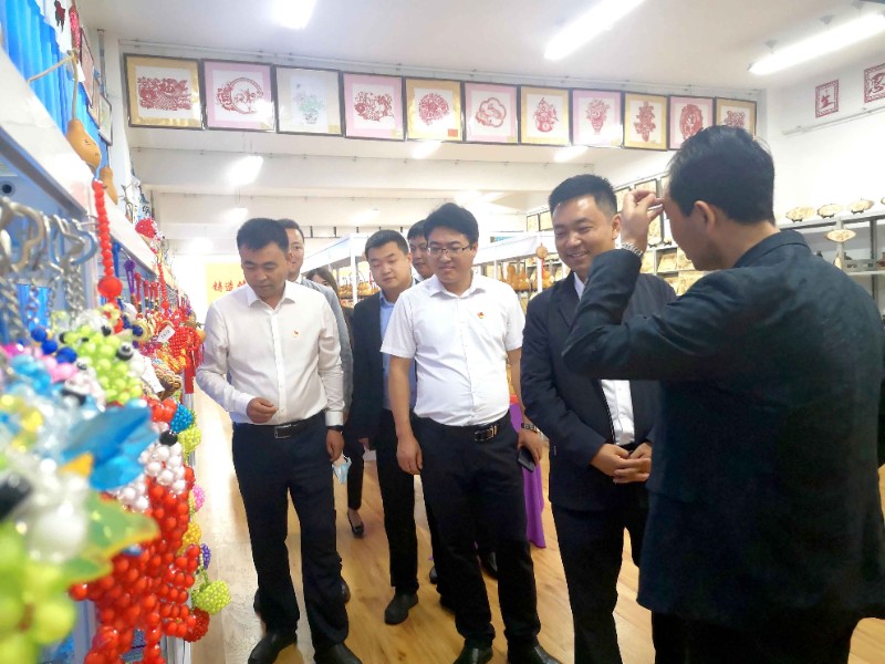 “关爱残障学生，，，践行国企继续”必发888党支部主题党日运动 - 党群事情 - 党群事情 - 残障,关爱,学生,国企,运动,践行,党支部,学习