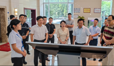 政企联手强强合作，共同索求发展机缘——岳阳市政协辅导和企业家们莅临领导